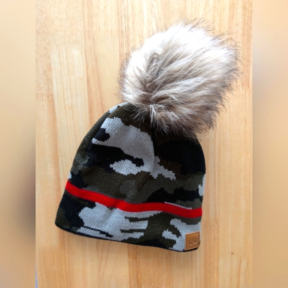 NWOT - The "Cami" Toque - Picture 2 of 2